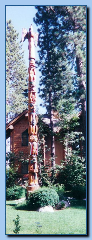 2 093 Totem Traditional Archive 006